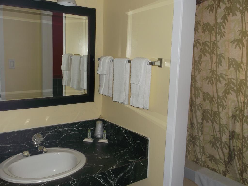 Haileybury Beach Motel Ngoại thất bức ảnh